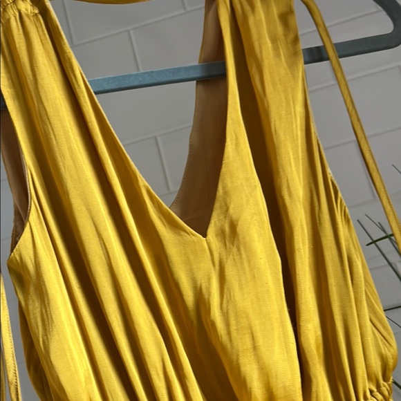 Banana Republic Petite 0 Elegant Golden Yellow Sleeveless Dress - Picture 3 of 4